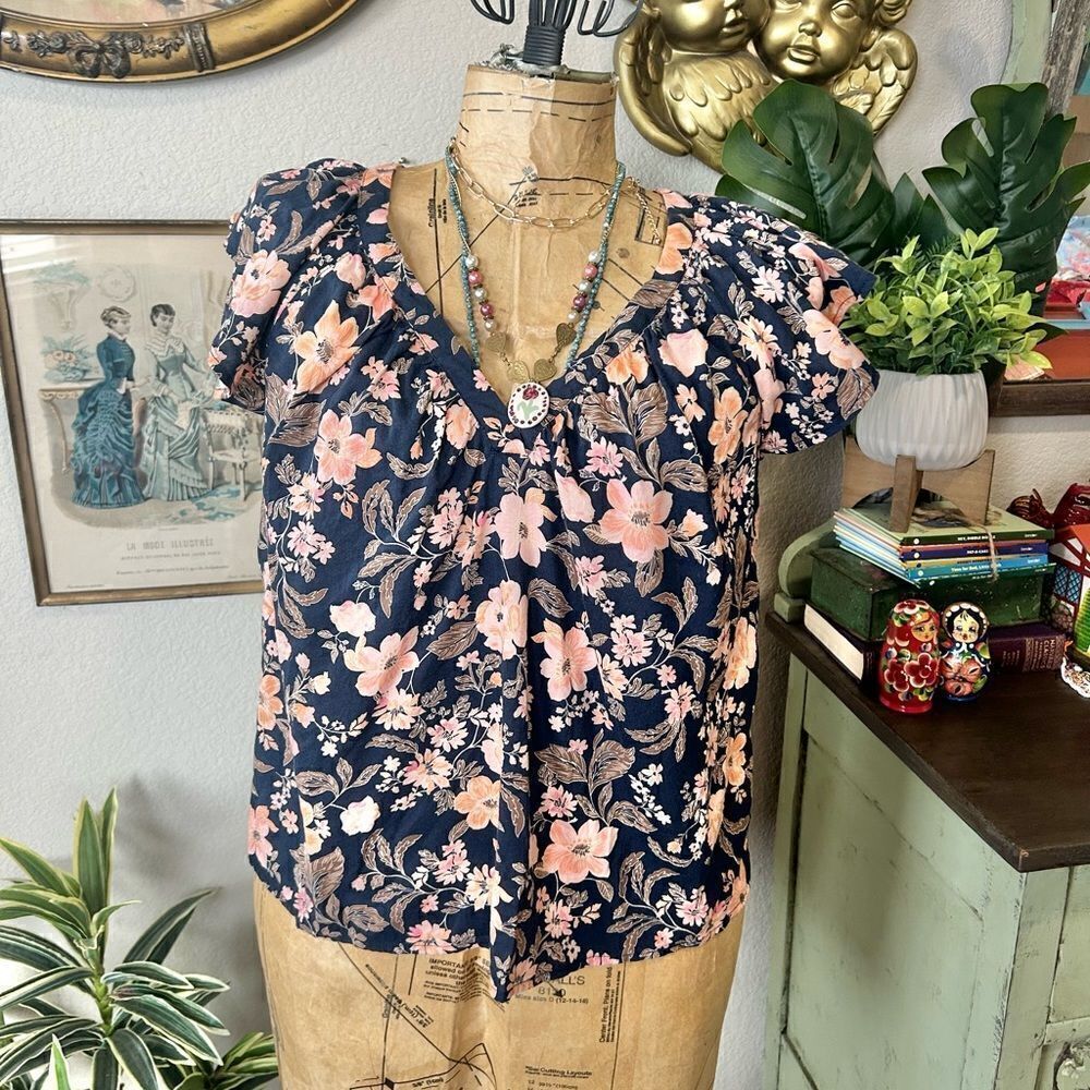 Old Navy Blue Pink Coral Floral‎ V Neck Flutter Sleeve Blouse Sz S Shabby Chic